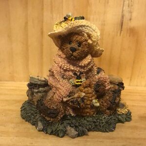 Boyd’s Bears Bailey Honeybear